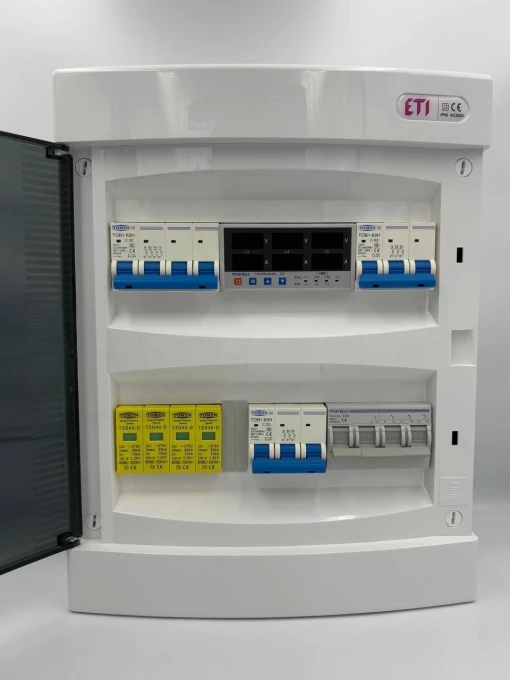 Щит защиты 24WAY по солнечным панелям и инвертору по переменному току 3ф